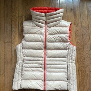 Vince Camuto Quilted Down Puffer Vest Women's M Full Zip Turtleneck Packable